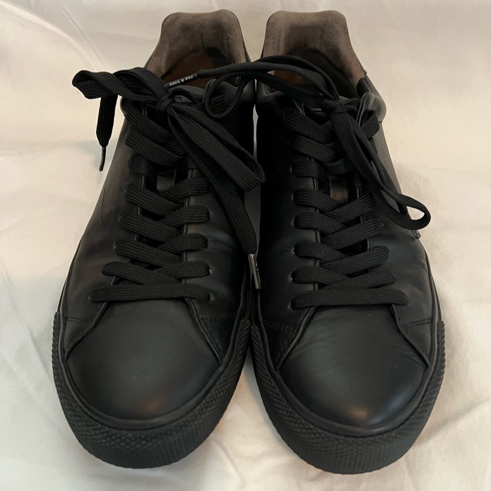 Rag & Bone Men’s Black Leather Low Top Sneakers Size: 11
